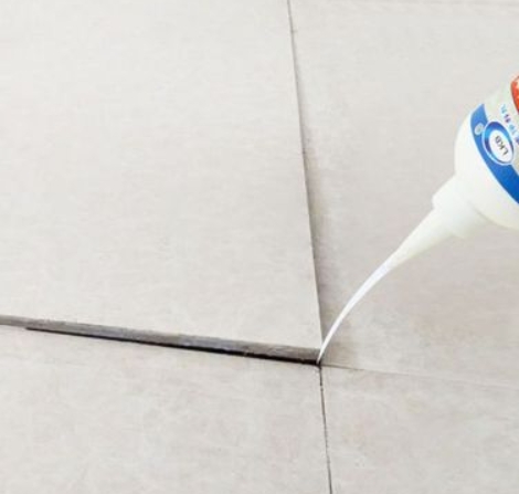方正瓷砖空鼓维修公司分享卫生间瓷砖脱落的原因可能有以下几点